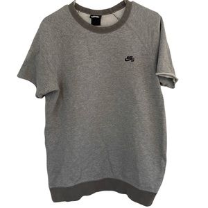 Nike SB Grey Short Sleeve Sweatshirt Pullover